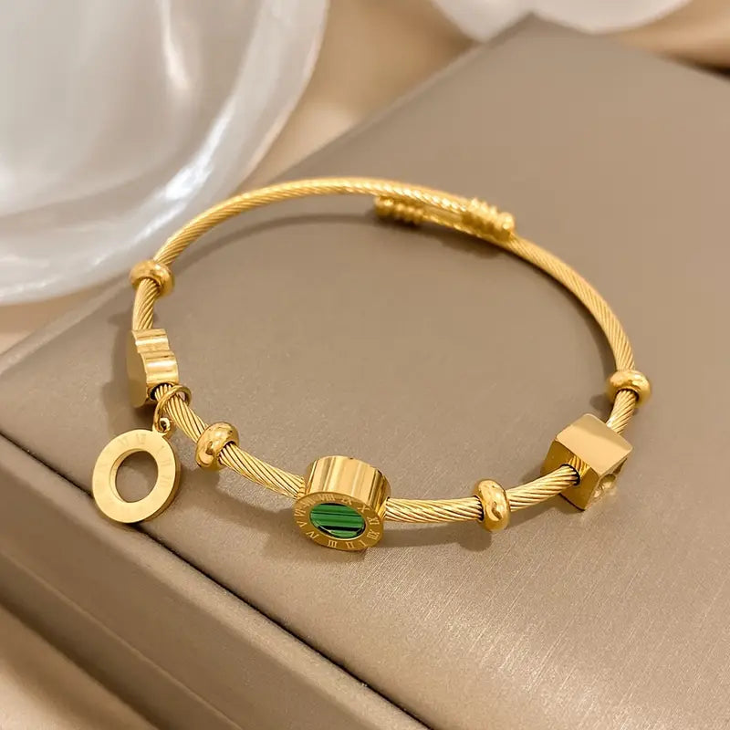 Jihan Chunky Emerald Bracelet