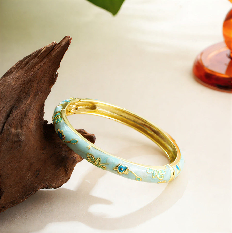 Elegant Vintage Floral Cloisonné Bangle