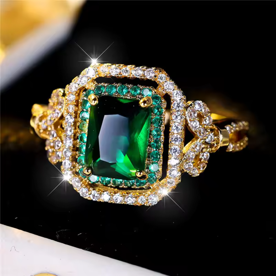 Luxe Emerald Halo Statement Ring