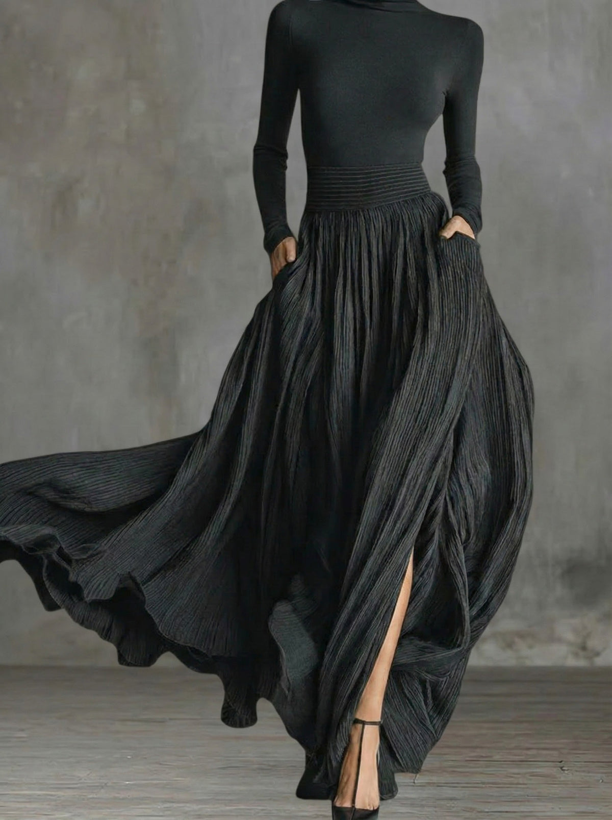 Enya | Flowing Pleated Maxi Dress