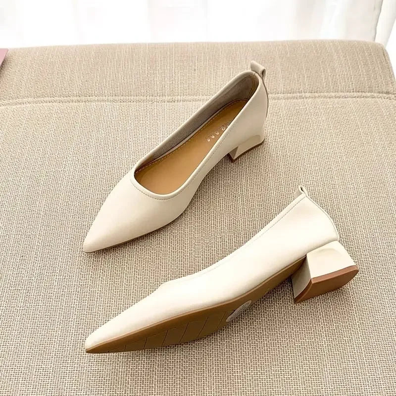 Amili Pumps