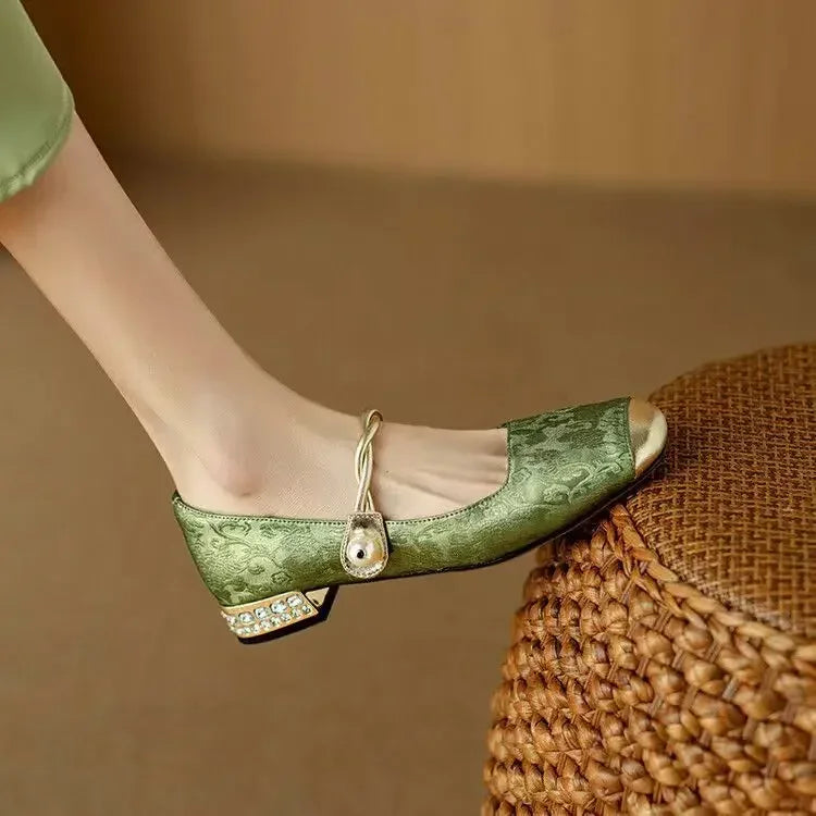 Emmie Pumps