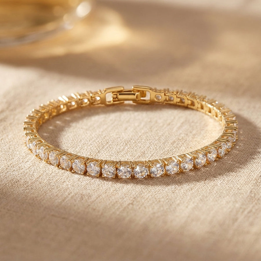 Elegant Heritage Gold Bracelet